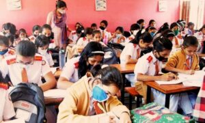 ৮ হাজার শিক্ষাপ্রতিষ্ঠান বন্ধঃ ১৪লাখ শিক্ষার্থী ঝরে পড়েছে