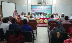 জয়পুরহাটে অনগ্রসর ক্ষুদ্র নৃ-গোষ্টির মাঝে ভেড়া, হাঁস  বিতরণ