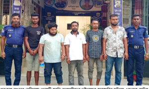 নন্দীগ্রামে ৯৯৯-এ কল পেয়ে গেল পুলিশ  , আটক ৫