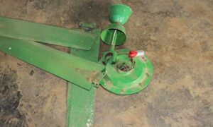 সিলিং ফ্যান খুলে পড়ে আহত ৪ শিক্ষার্থী