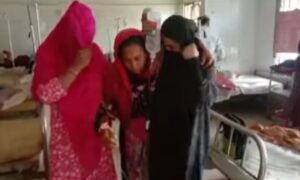 নড়াইলে শত্রুতার জেরে মা, মেয়ে ও নাতীকে বেধড়ক মারপিটের অভিযোগ