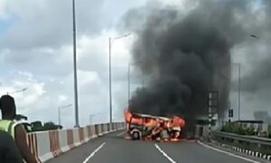 মাইক্রোবাসে সিলিন্ডার বিস্ফোরণঃ নিহত-৫