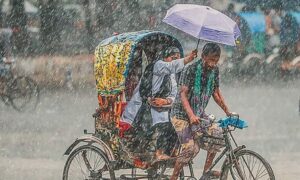 রাজধানীসহ কয়েক বিভাগে বৃষ্টি হতে পারেঃ কমবে গরমের তীব্রতা  
