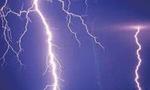 নওগাঁয় বজ্রপাতে নিহত-১, আহত-২