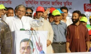 সরকার গায়ের জোরে ক্ষমতায় টিকে থাকতে বিএনপি’র উপর হামলা করছে: দিনাজপুরে মির্জা ফখরুল