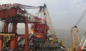 ১৪০ কোটি ডলারের চুক্তিতে সহজ হবে সৌদির তেল আমদানি