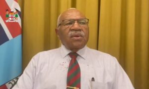 আঘাত পেয়ে চীন সফর বাতিল করলেন ফিজির প্রধানমন্ত্রী