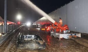 দ. কোরিয়ায় প্লাবিত টানেল থেকে ১৩ মরদেহ উদ্ধার