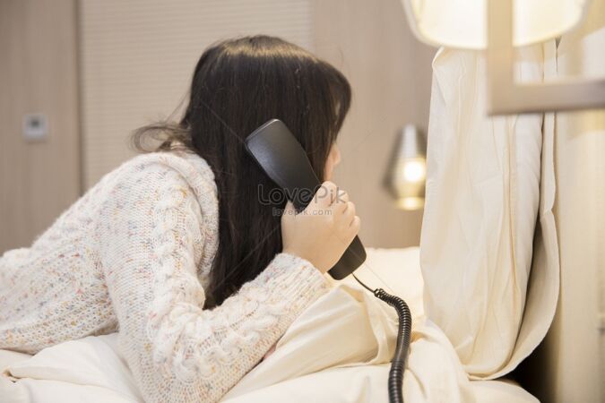 নিঃসঙ্গতা কাটাতে পুলিশকে ২৭৬১ বার ফোন