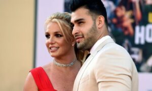 বিচ্ছেদের ঘোষণা দিলেন ব্রিটনি স্পেয়ার্সের স্বামী