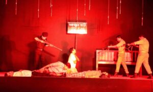 কুড়িগ্রাম জেলা পুলিশের আয়োজনে “অভিশপ্ত” মঞ্চ নাটক