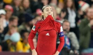 বিশ্বকাপ জিতে জানলেন বাবার মৃত্যুর খবর