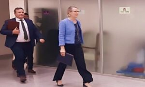 নির্বাচন কমিশনে ব্রিটিশ হাইকমিশনার সারাহ কুক