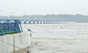 তিস্তার পানি আবারও বিপদসীমার সমান, বন্যার আশঙ্কা