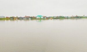 কুড়িগ্রামে তিস্তার পানি বিপদসীমার ৬ সেন্টিমিটার উপরে, দুঃশ্চিতায় নদী পাড়ের মানুষ