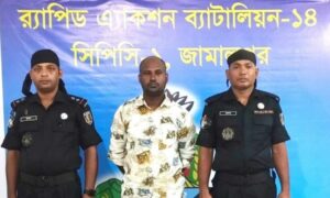 শেরপুরে ভারতীয় মদসহ কারবারি আটক