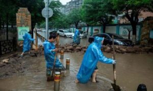 জাপানে দক্ষিণাঞ্চলের হাজারো মানুষকে সরে যাওয়ার আহ্বান