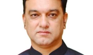 সাবেক ধর্মমন্ত্রী অধ্যক্ষ মতিউর রহমান এর মৃত্যুতে মসিক মেয়রের শোক প্রকাশ