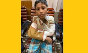 কুমিল্লায় মার খেয়ে পালাতে গিয়ে ছয় তলা থেকে পড়ে হাত ভাঙলো মাদ্রাসা শিক্ষার্থীর