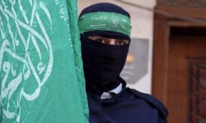 এখন প্রতিরোধ আন্দোলনের জনপ্রিয় প্রতীক গাজা শব্দটি