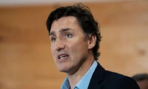 প্রকাশ্যে ক্ষমা চেয়েছেন ক্যানাডার প্রধানমন্ত্রী ট্রুডো