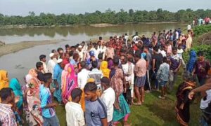 ঠাকুরগাঁওয়ে নিখোঁজের ১৮ ঘন্টা পর দুই সন্তান ও মায়ের লাশ মিলল নদীতে