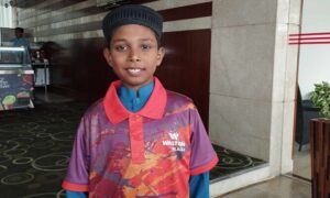 বিমানে উঠে ভাইরাল হওয়া সেই জুনায়েদ কক্সবাজারে