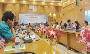 মাদারীপুর জেলা কমিটির সাথে মত বিনিময় সভা তথ্য কমিশনের