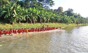 ফরিদপুরের কুমার নদে শত বছরের ঐতিহ্যবাহী নৌকা বাইচ