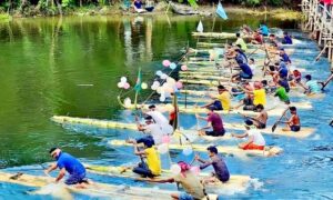 নড়াইলে ঐতিহ্যবাহী কলাগাছ বাইচ প্রতিযোগিতা