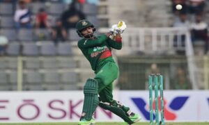 দুইটা ম্যাচে রান করিনি বলে অফ ফর্মে যাইনি: তাওহীদ হৃদয়