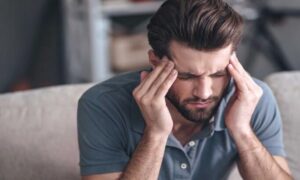 সকালে ঘুম ভাঙার পরপরই মাথাব্যথা