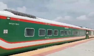 স্বপ্নের পদ্মাসেতুর উপর দিয়ে ১২০ কি.মি. বেগে চললো পরীক্ষামূলক ট্রেন