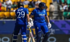 পাওয়ার প্লেতে উইকেটশূন্য টাইগাররা