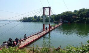 দেড় মাস পর জেগেছে উঠেছে রাঙামাটি ঝুলন্ত সেতু