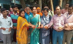 নাটোরে আন্তর্জাতিক তথ্য অধিকার দিবস উদযাপন উপলক্ষে রোড শো অনুষ্ঠিত