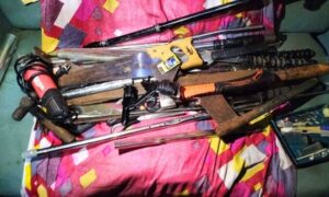 কিশোরগঞ্জে ছাত্রদল নেতার বাসা থেকে দে‌শিয় অস্ত্র উদ্ধার