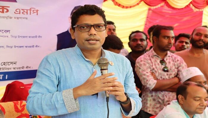 আ’লীগ সরকার প্রতিটি গ্রামে মানুষের উন্নয়নে কাজ করেছেন-পলক