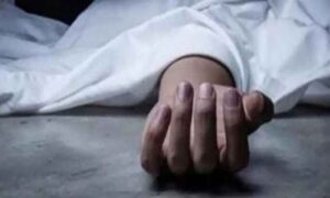 সালথায় মায়ের সঙ্গে অভিমান করে গলায় ফাঁস নিল কলেজছাত্রী