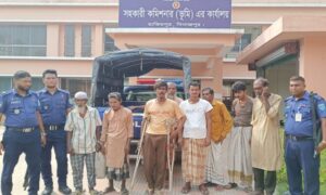 হিলিতে ৮ মাদকসেবীকে এক মাসের কারাদণ্ড