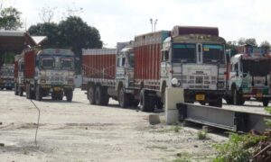 ৮ দিন বন্ধ থাকবে বুড়িমারী স্থলবন্দরের আমদানি-রপ্তানি