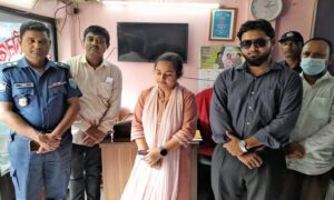 ডোমারে ভ্রাম্যমাণ আদালতে মাদার ডেন্টাল কেয়ারের জরিমানা