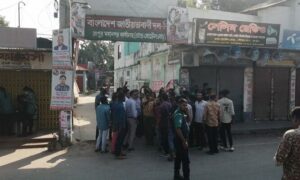 রংপুরে নিরুত্তাপ হরতাল, মাঠে নেই বিএনপি-জামায়াত