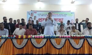 জামাত-বিএনপি ক্ষমতায় আসলে কারো পিঠের চামড়া থাকবে না- লাবু চৌধুরী এমপি