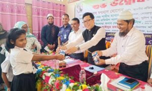 মেহেরপুরে স্কুল মিল্ক ফিডিং কর্মসূচির উদ্বোধন