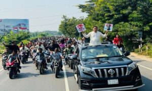 বিএনপি-জামায়াতের নৈরাজ্যের প্রতিবাদে কুমিল্লায় বিক্ষোভ