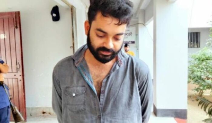 বকেয়া টাকা চাওয়ায় দোকানিকে হত্যা চেষ্টা: শিশুসহ ৩ জন আহত, আটক- ১