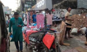 কক্সবাজারে মেয়রের সাথে চোর-পুলিশ খেলা!