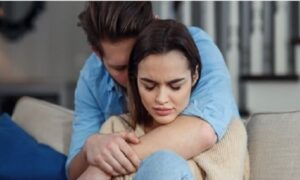 স্ত্রীর রাগ ভাঙানোর ৫টি কৌশল