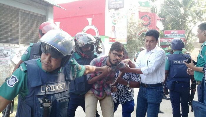 রংপুর মহানগর বিএনপির আহ্বায়ক ও সদস্য সচিবসহ আটক ১৭
